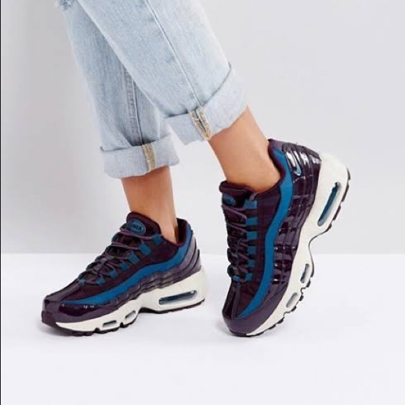 NWT Nike Air Max 95 Premium - Picture 2 of 9